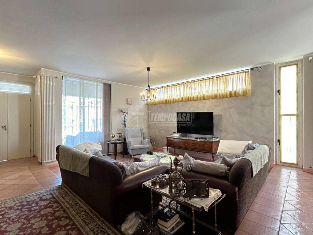 casa indipendente in vendita a Calcio