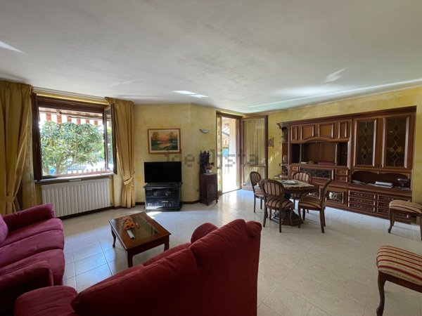 casa indipendente in vendita a Calcio