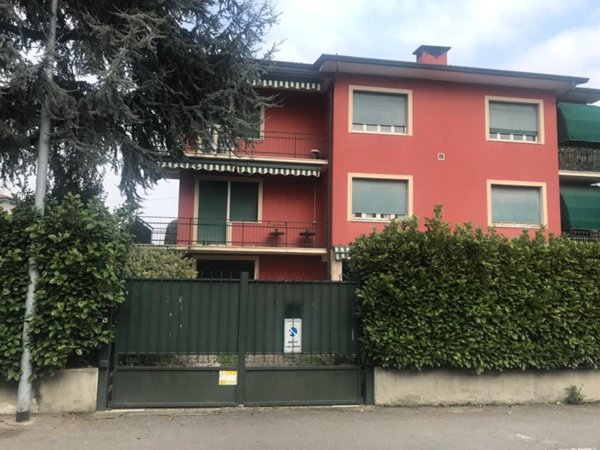 casa indipendente in vendita a Calcio