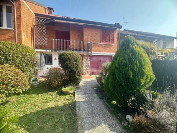 casa indipendente in vendita a Calcio