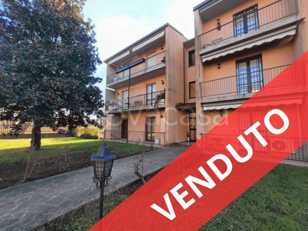 appartamento in vendita a Calusco d'Adda