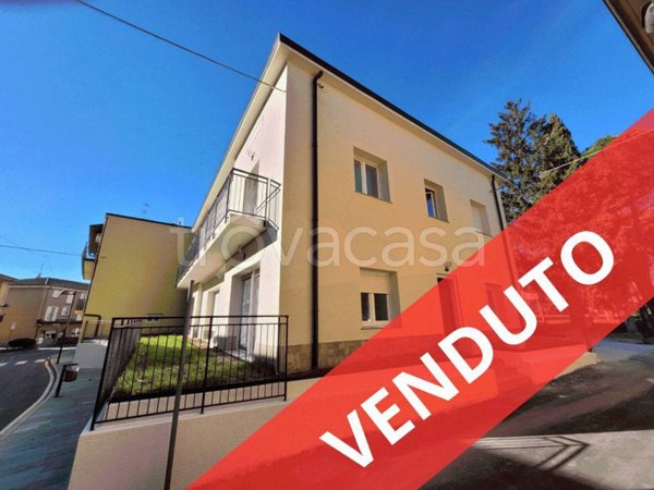 appartamento in vendita a Calusco d'Adda
