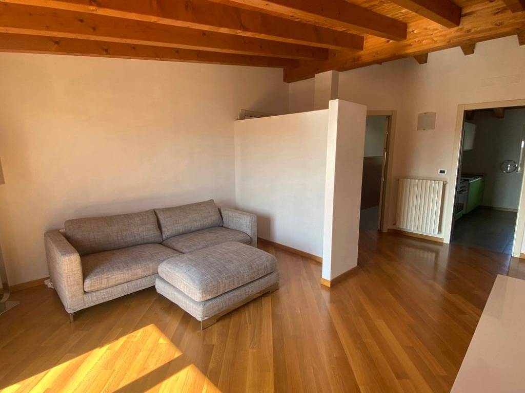 appartamento in vendita a Calusco d'Adda