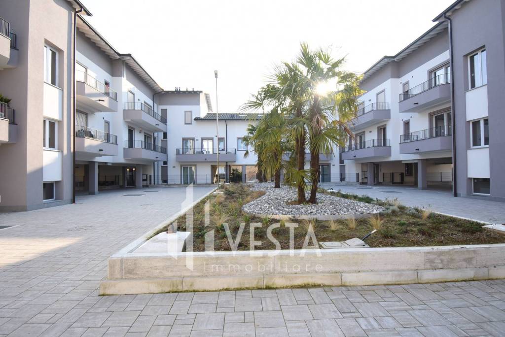 appartamento in vendita a Calusco d'Adda