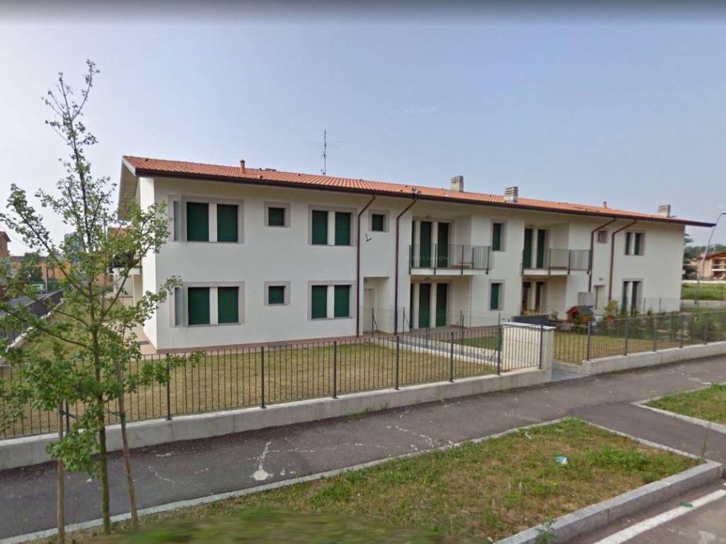appartamento in vendita a Calusco d'Adda