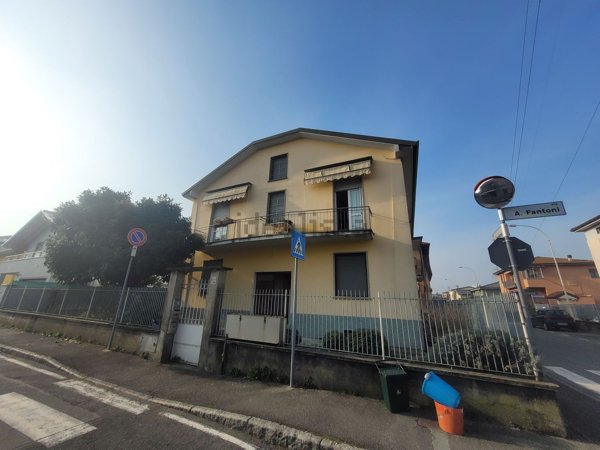appartamento in vendita a Calusco d'Adda
