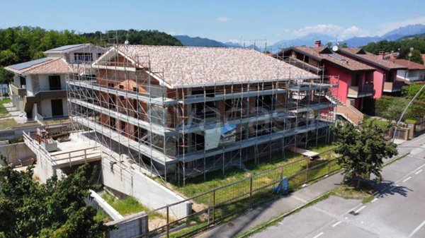 appartamento in vendita a Calusco d'Adda