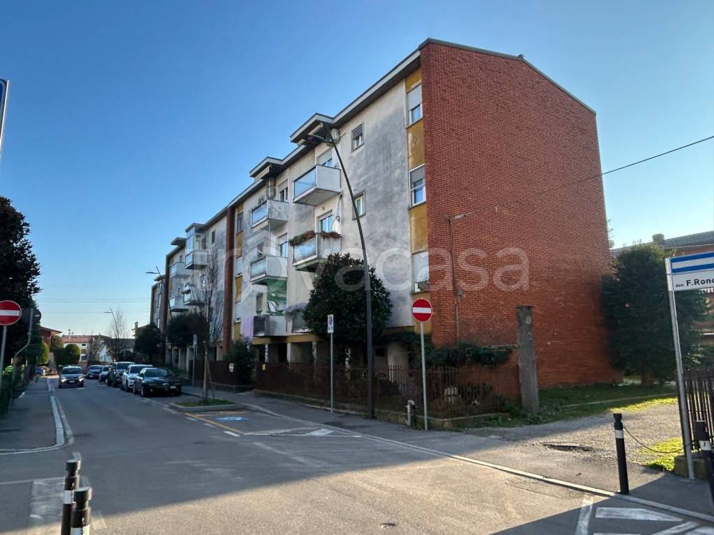 appartamento in vendita a Calusco d'Adda