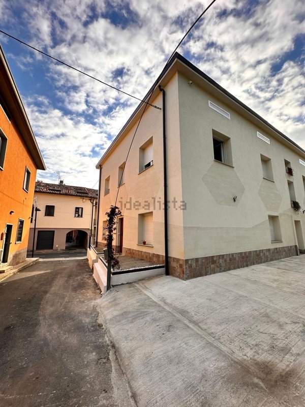 appartamento in vendita a Calusco d'Adda