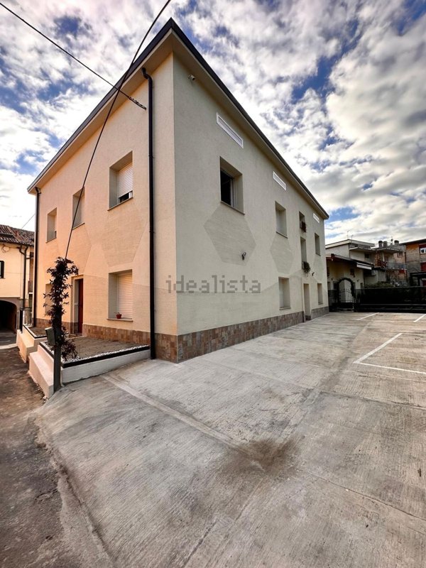 appartamento in vendita a Calusco d'Adda