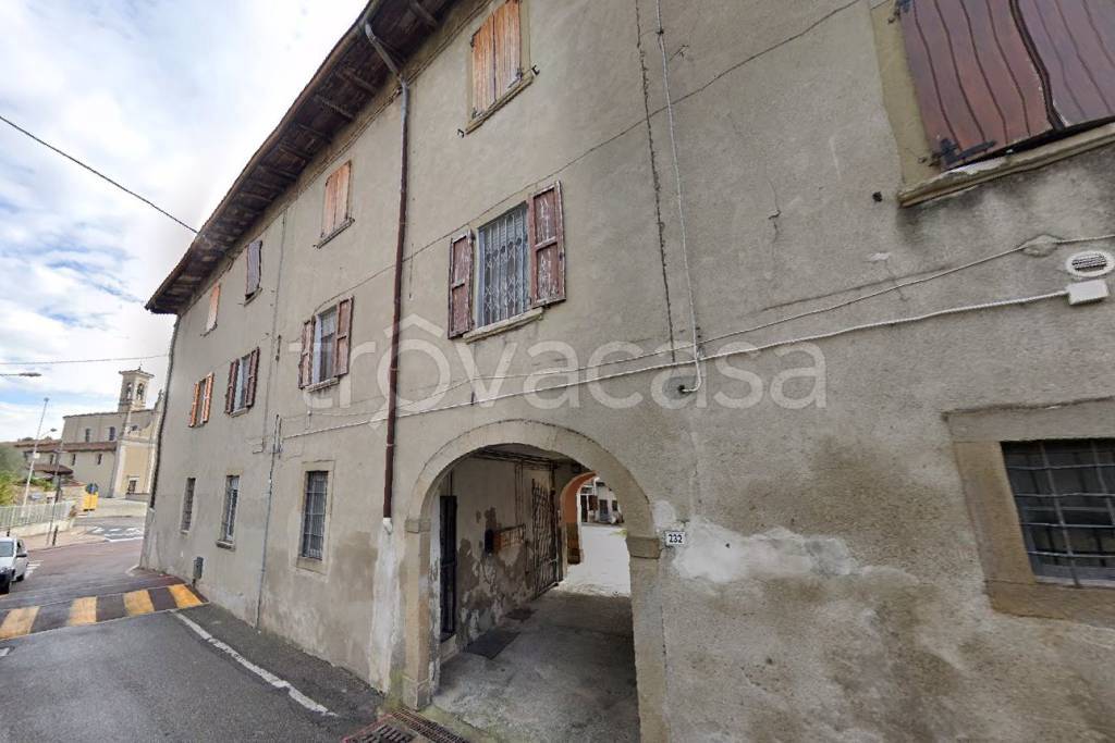 appartamento in vendita a Calusco d'Adda