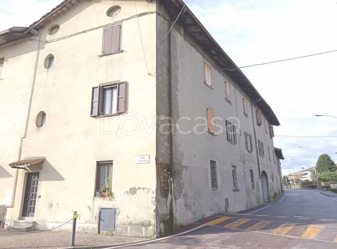 appartamento in vendita a Calusco d'Adda