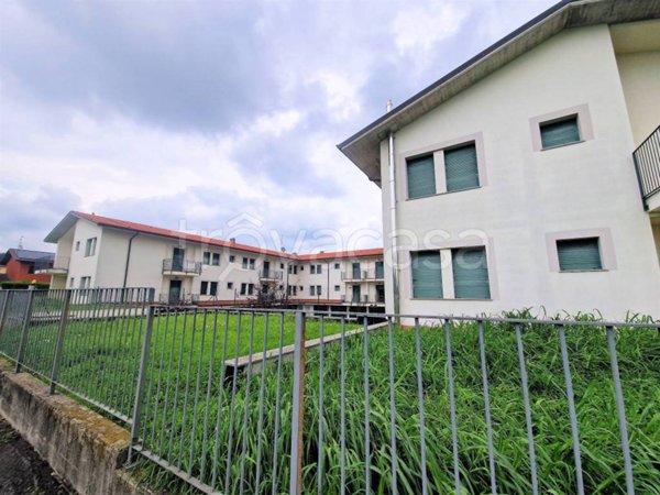 appartamento in vendita a Calusco d'Adda