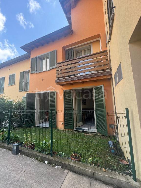 appartamento in vendita a Calusco d'Adda