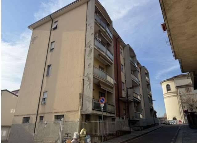 appartamento in vendita a Calusco d'Adda