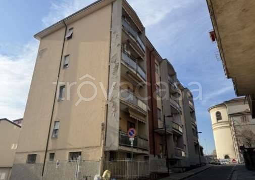 appartamento in vendita a Calusco d'Adda