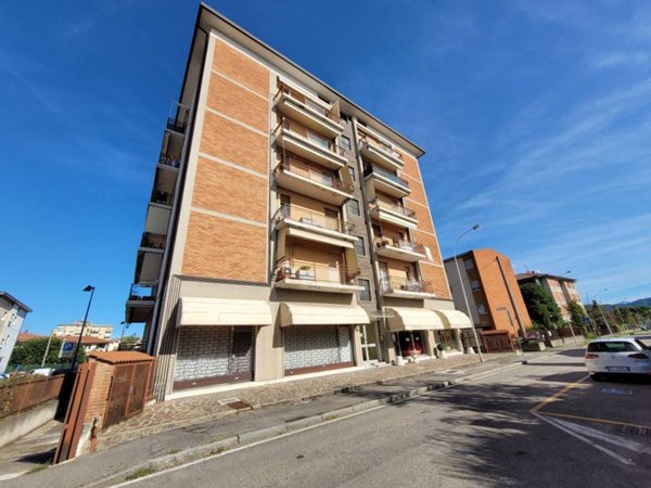 appartamento in vendita a Calusco d'Adda