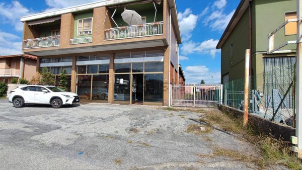 capannone in vendita a Calusco d'Adda