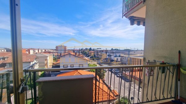 appartamento in vendita a Calusco d'Adda
