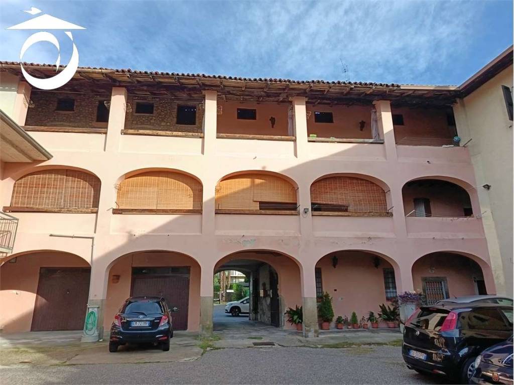 appartamento in vendita a Calusco d'Adda
