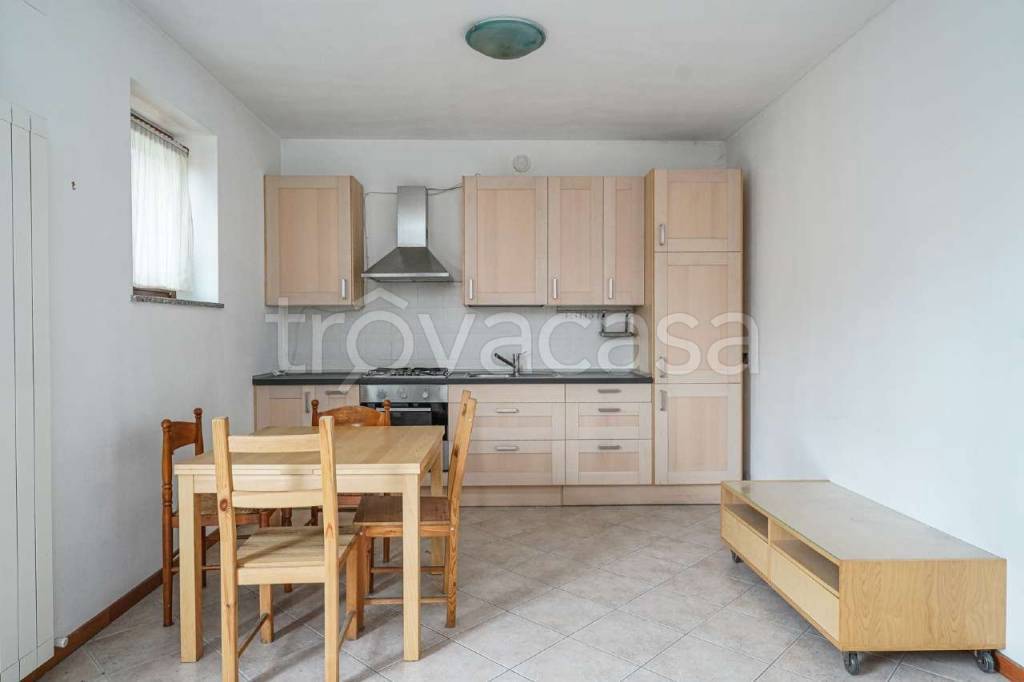 appartamento in vendita a Calusco d'Adda