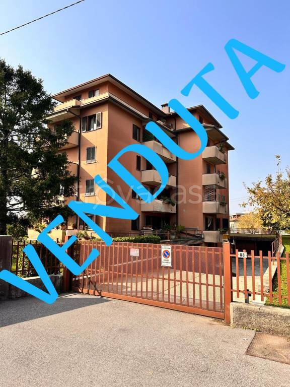 appartamento in vendita a Calusco d'Adda