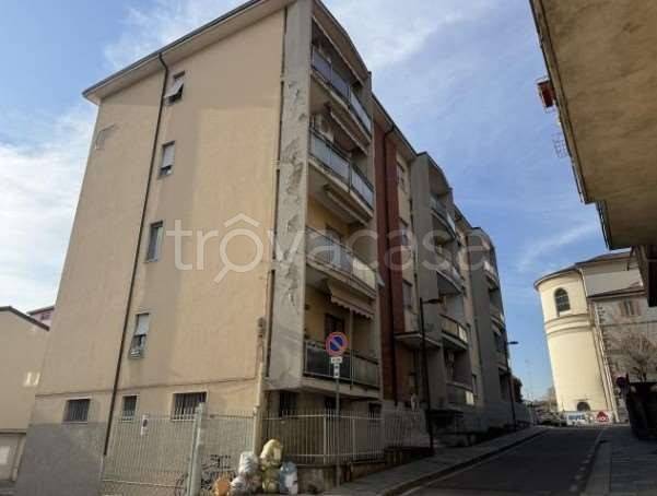 appartamento in vendita a Calusco d'Adda