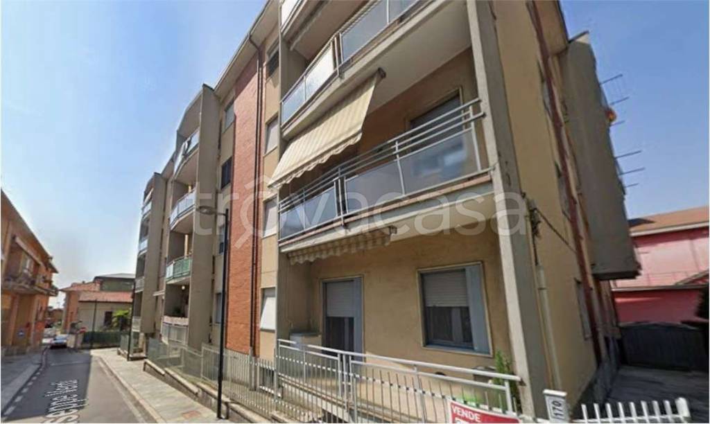 appartamento in vendita a Calusco d'Adda