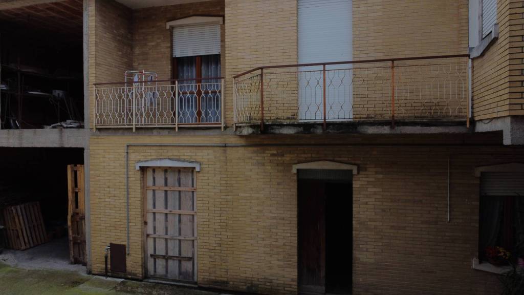 appartamento in vendita a Calusco d'Adda