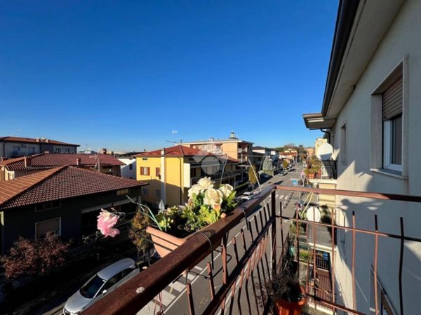 appartamento in vendita a Calusco d'Adda