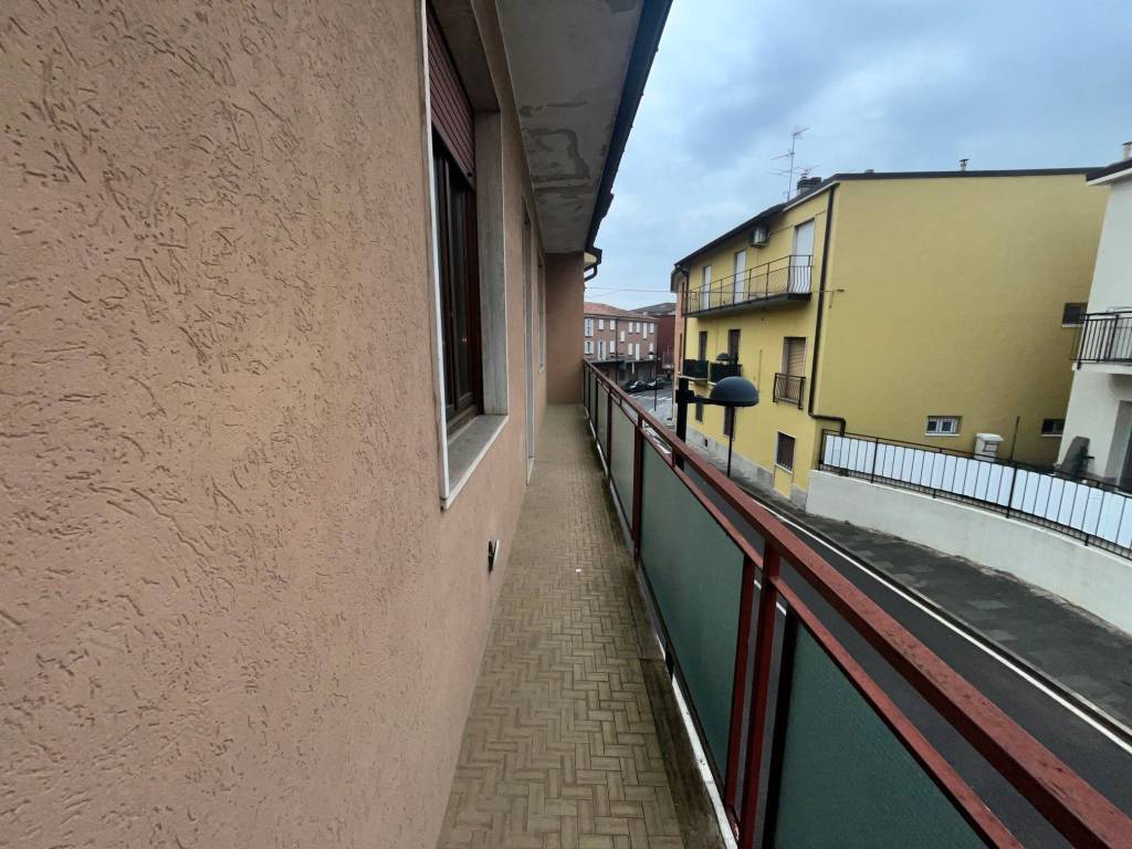 appartamento in vendita a Calusco d'Adda