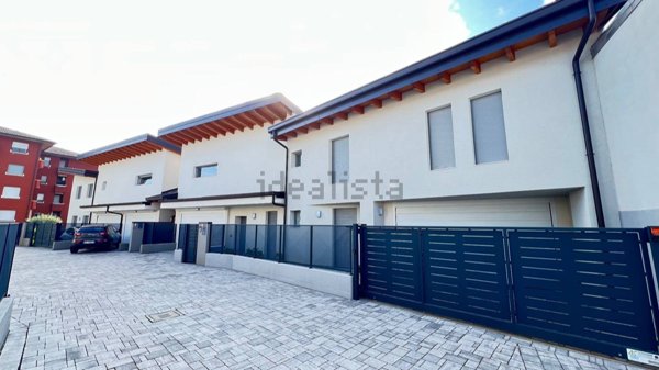 appartamento in vendita a Calusco d'Adda