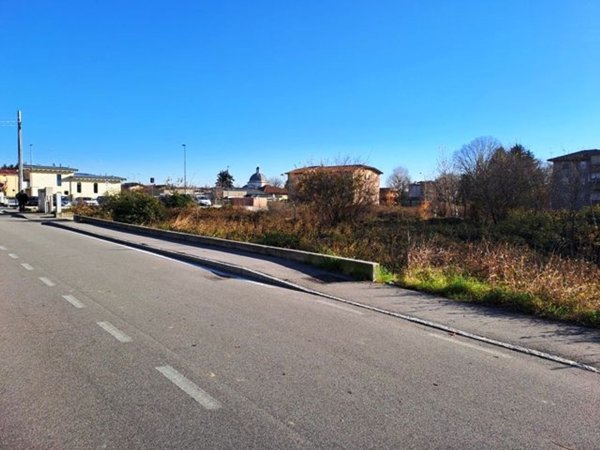 terreno edificabile in vendita a Calusco d'Adda