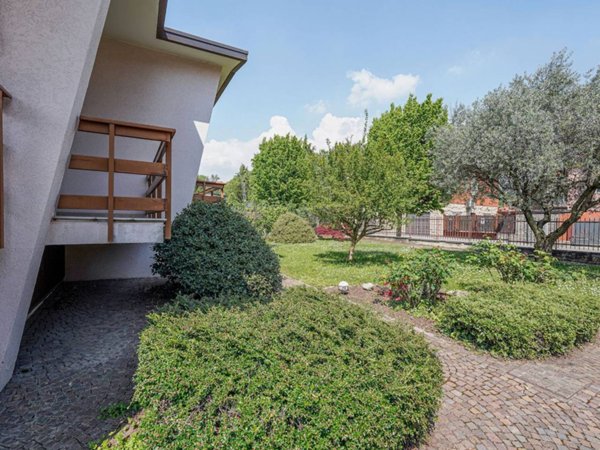 casa indipendente in vendita a Calusco d'Adda
