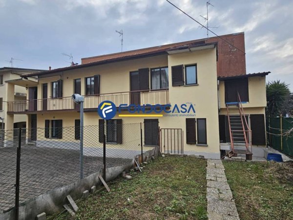 appartamento in vendita a Calusco d'Adda