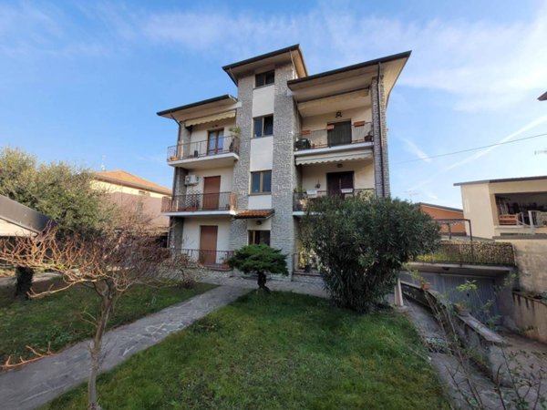 appartamento in vendita a Calusco d'Adda