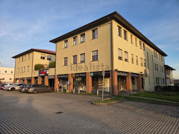 ufficio in vendita a Calusco d'Adda