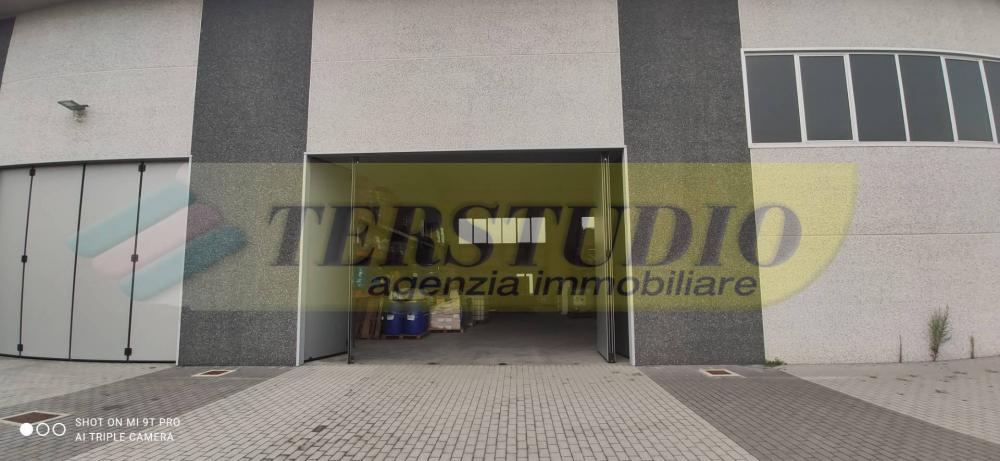 ufficio in vendita a Calusco d'Adda