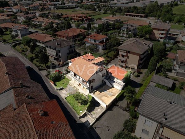 casa indipendente in vendita a Calusco d'Adda