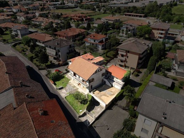 casa indipendente in vendita a Calusco d'Adda