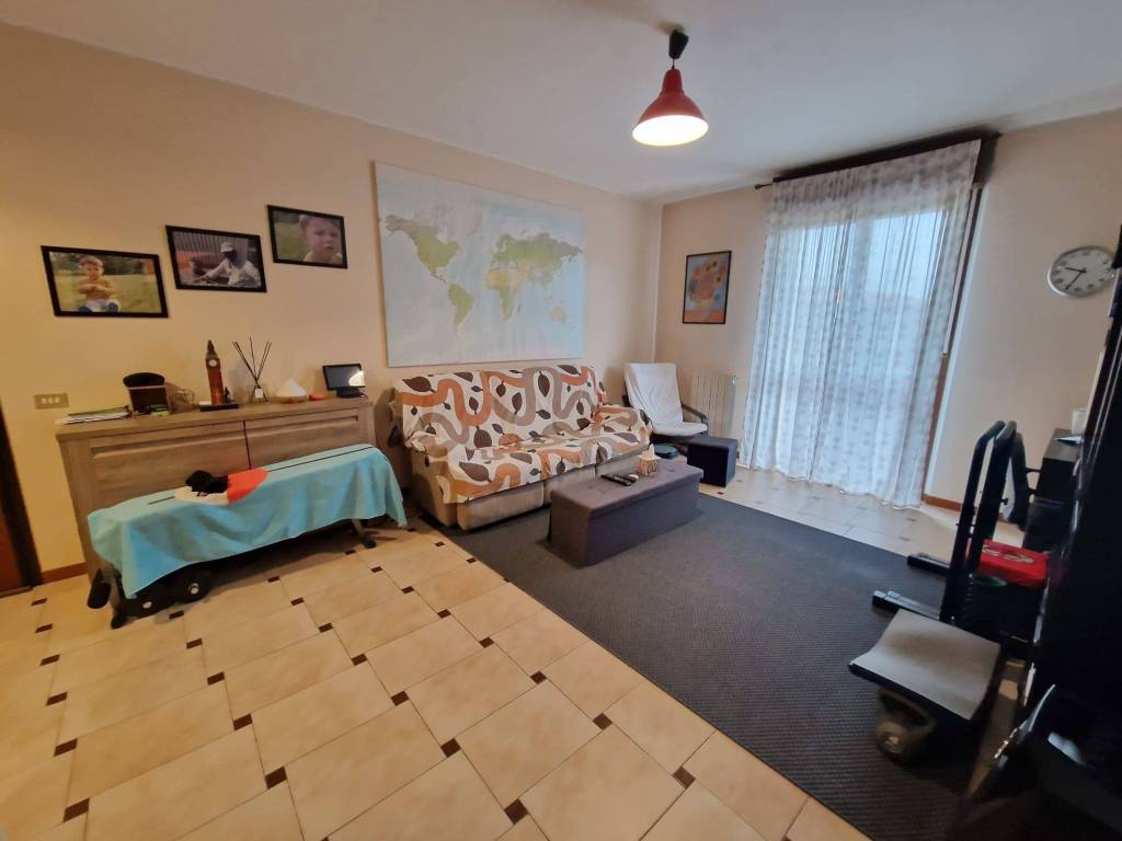 appartamento in vendita a Calusco d'Adda