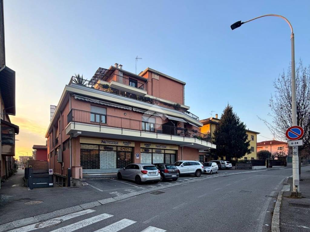 appartamento in vendita a Calusco d'Adda