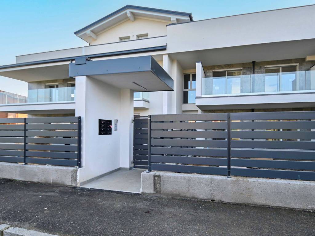 appartamento in vendita a Calusco d'Adda