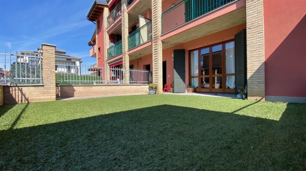 appartamento in vendita a Calusco d'Adda