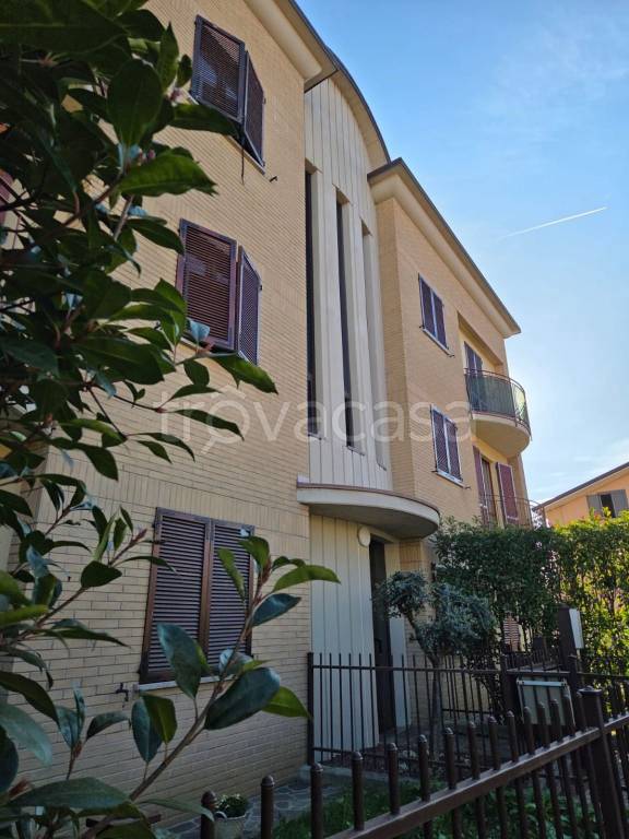 appartamento in vendita a Calusco d'Adda