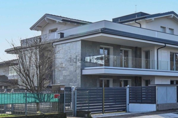 appartamento in vendita a Calusco d'Adda