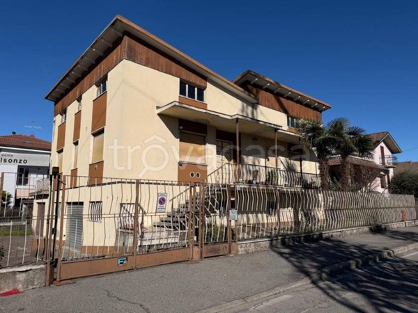 appartamento in vendita a Calusco d'Adda