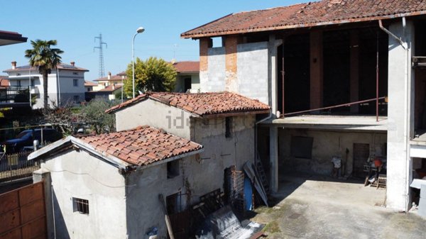 appartamento in vendita a Calusco d'Adda