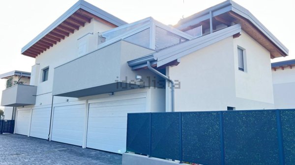 appartamento in vendita a Calusco d'Adda