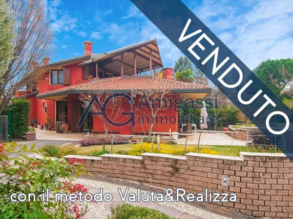 casa indipendente in vendita a Calusco d'Adda